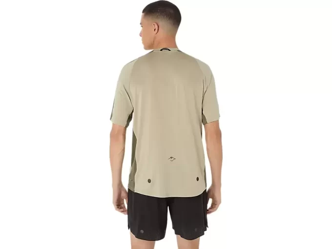 FUJITRAIL ELITE SHORT SLEEVE TOP FUJITRAIL ELITE SHORT SLEEVE TOP
