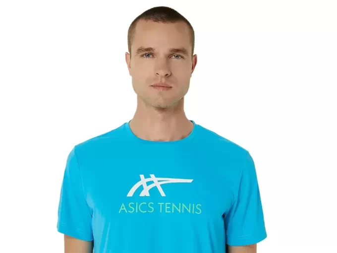 MEN’S COURT GRAPHIC TEE MEN’S COURT GRAPHIC TEE