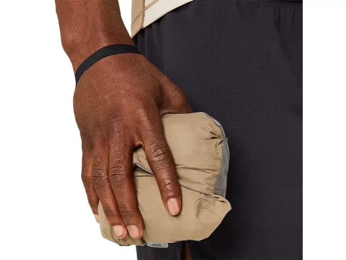 MEN’S FUJITRAIL WATERPROOF JACKET MEN’S FUJITRAIL WATERPROOF JACKET