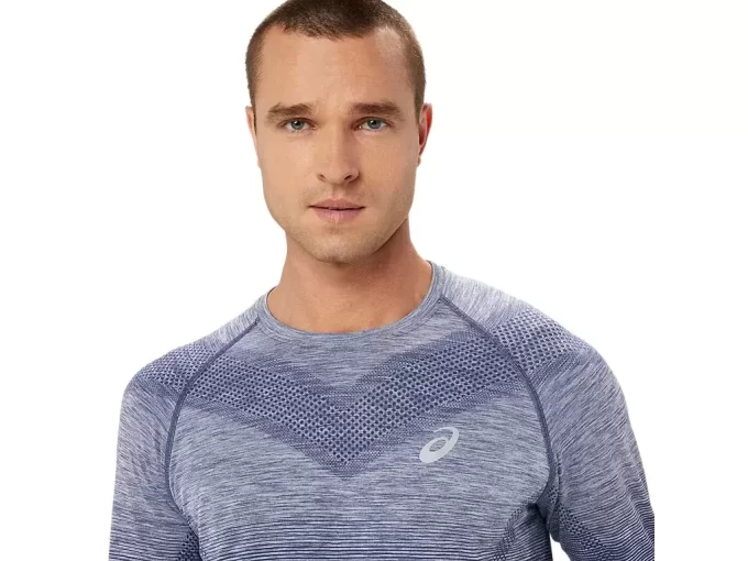 MEN’S SEAMLESS LONG SLEEVE TOP MEN’S SEAMLESS LONG SLEEVE TOP