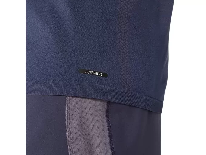 MEN’S SEAMLESS SHORT SLEEVE TOP MEN’S SEAMLESS SHORT SLEEVE TOP