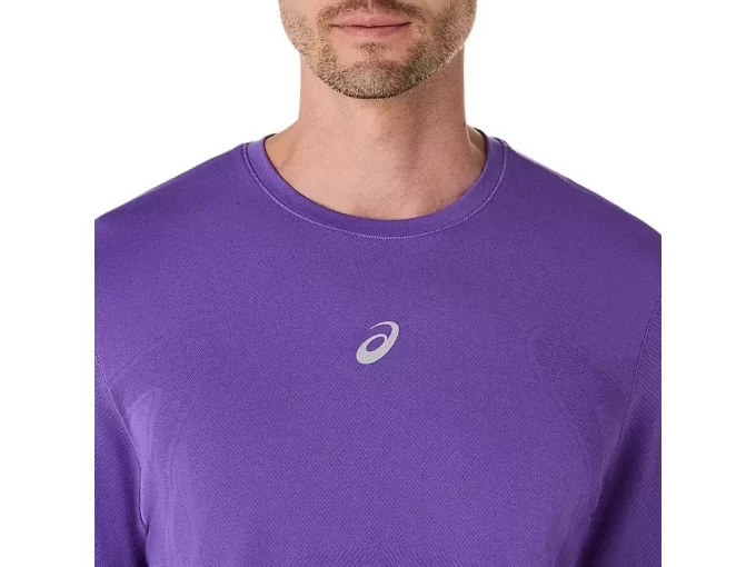 ROAD SEAMLESS LONG SLEEVE TOP ROAD SEAMLESS LONG SLEEVE TOP