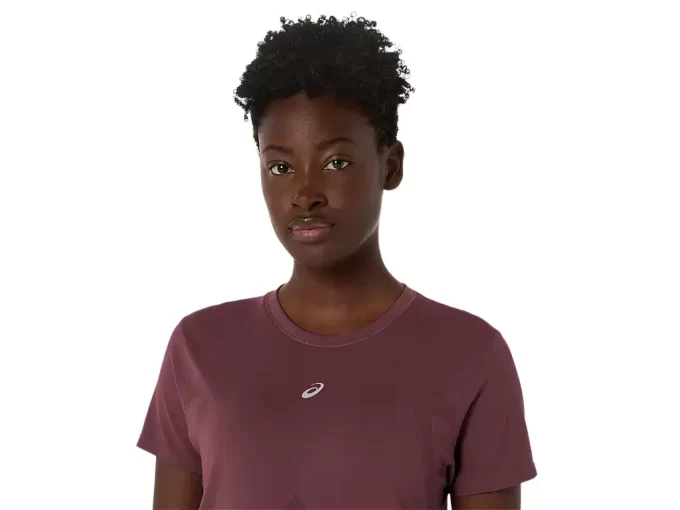 ROAD SEAMLESS SHORT SLEEVE TOP ROAD SEAMLESS SHORT SLEEVE TOP