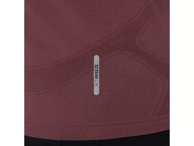 ROAD SEAMLESS SHORT SLEEVE TOP ROAD SEAMLESS SHORT SLEEVE TOP