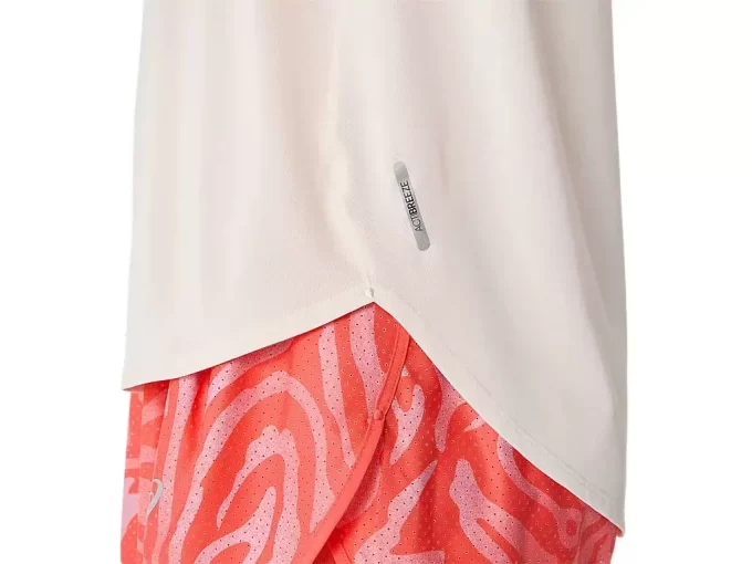 ROAD V-NECK SHORT SLEEVE TOP ROAD V-NECK SHORT SLEEVE TOP