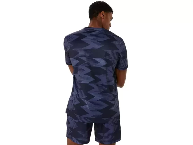 SEASONAL ALL OVER PRINT SHORT SLEEVE TOP SEASONAL ALL OVER PRINT SHORT SLEEVE TOP