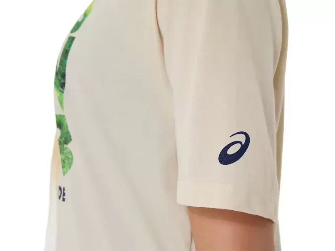 UNISEX ASICS RUN OUTSIDE CLUB SHORT SLEEVE TEE UNISEX ASICS RUN OUTSIDE CLUB SHORT SLEEVE TEE