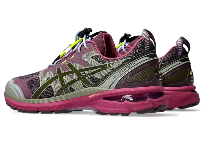 UP THERE x GEL-TERRAIN UP THERE x GEL-TERRAIN