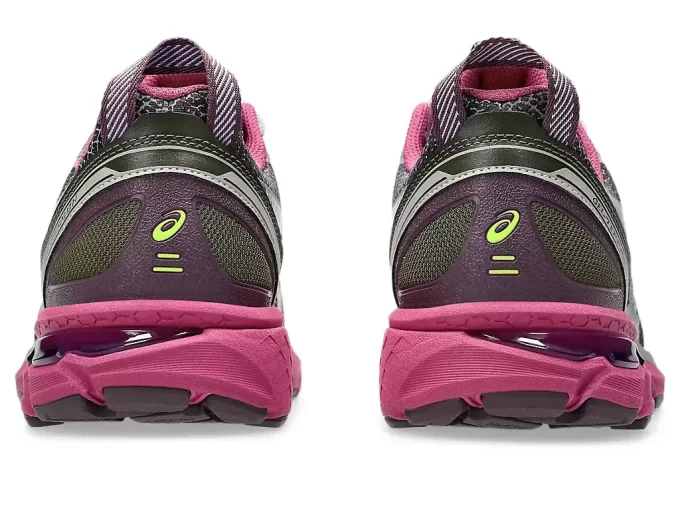 UP THERE x GEL-TERRAIN UP THERE x GEL-TERRAIN