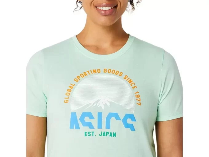 WOMEN’S ASICS GSG SINCE 1977 ADVENTURE CREW WOMEN’S ASICS GSG SINCE 1977 ADVENTURE CREW