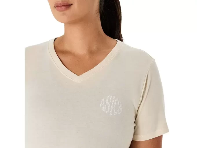 WOMEN’S ASICS NATURE V-NECK SHORT SLEEVE TEE WOMEN’S ASICS NATURE V-NECK SHORT SLEEVE TEE