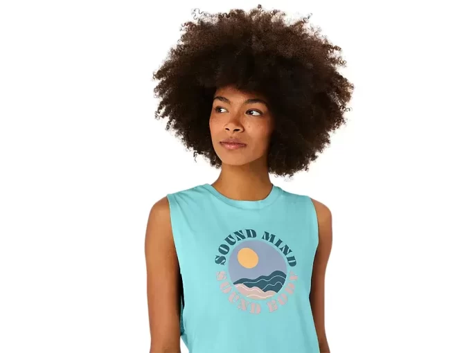 WOMEN’S ASICS SUN IN THE SKY SLOGAN MUSCLE TEE WOMEN’S ASICS SUN IN THE SKY SLOGAN MUSCLE TEE