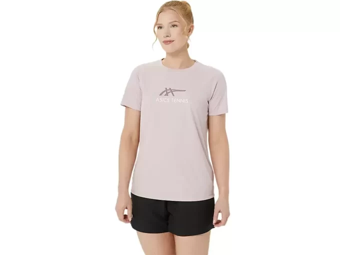 WOMEN’S COURT TENNIS GRAPHIC TEE WOMEN’S COURT TENNIS GRAPHIC TEE