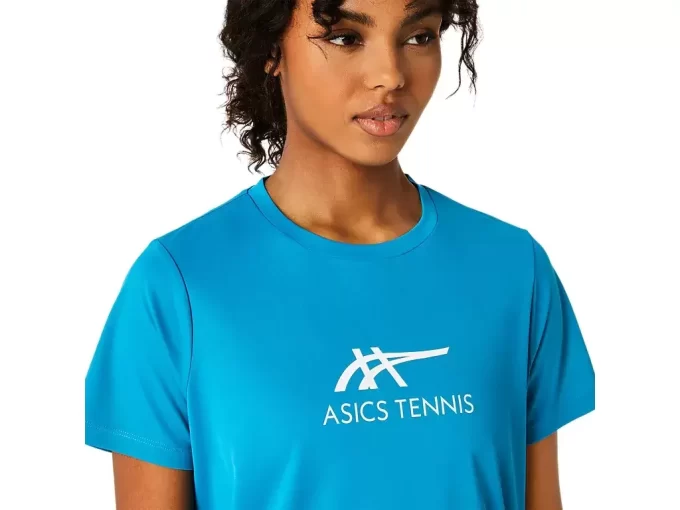 WOMEN’S COURT TENNIS GRAPHIC TEE WOMEN’S COURT TENNIS GRAPHIC TEE