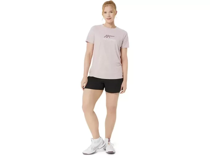 WOMEN’S COURT TENNIS GRAPHIC TEE WOMEN’S COURT TENNIS GRAPHIC TEE