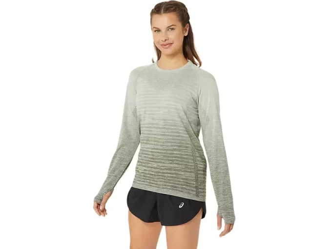 WOMEN’S SEAMLESS LONG SLEEVE TOP WOMEN’S SEAMLESS LONG SLEEVE TOP