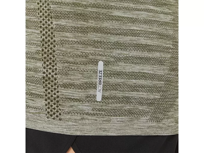 WOMEN’S SEAMLESS LONG SLEEVE TOP WOMEN’S SEAMLESS LONG SLEEVE TOP