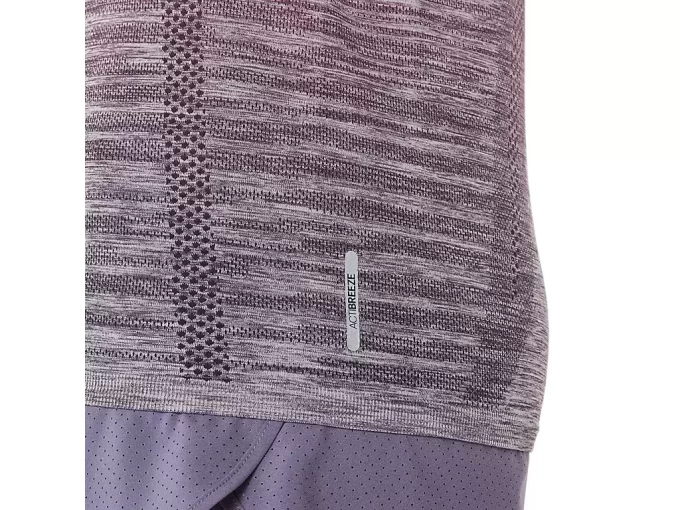 WOMEN’S SEAMLESS LONG SLEEVE TOP WOMEN’S SEAMLESS LONG SLEEVE TOP