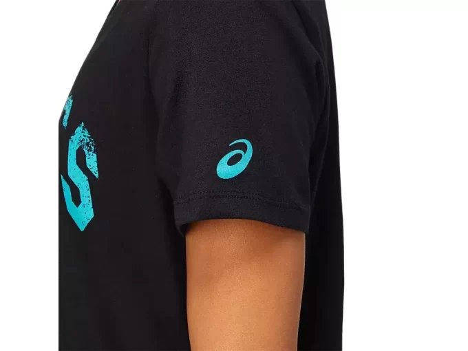 WOMEN’S SHORT SLEEVE EST 1977 V-NECK TEE WOMEN’S SHORT SLEEVE EST 1977 V-NECK TEE