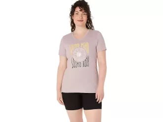 WOMEN’S SUNFLOWER SLOGAN V-NECK