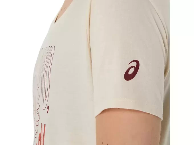 WOMEN’S SUNFLOWER SLOGAN V-NECK WOMEN’S SUNFLOWER SLOGAN V-NECK