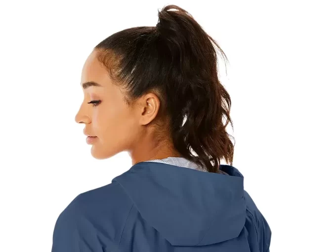 WOMEN’S WATERPROOF JACKET WOMEN’S WATERPROOF JACKET